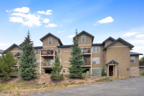 Photo of 140 Wildernest Court #204, Silverthorne, CO 80498 (MLS # S1062149)