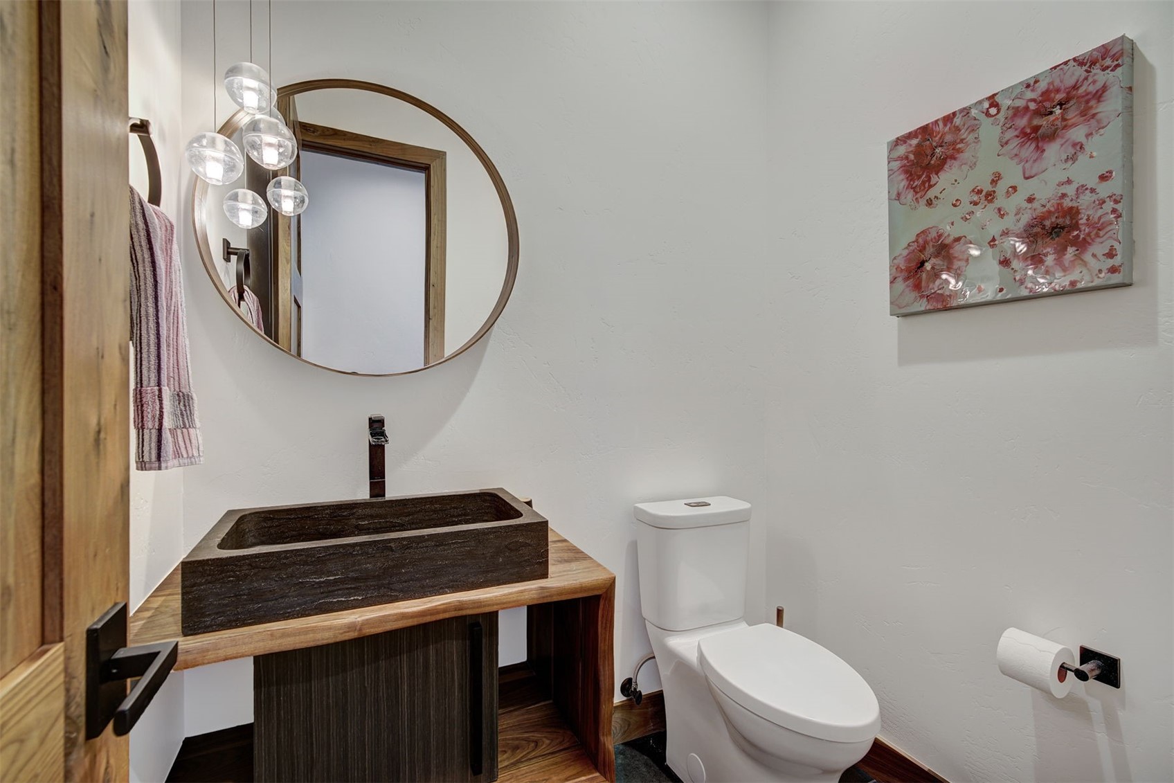 Silverthorne, Colorado, 80498, United States, ,7 BathroomsBathrooms,Residential,Active,1756445