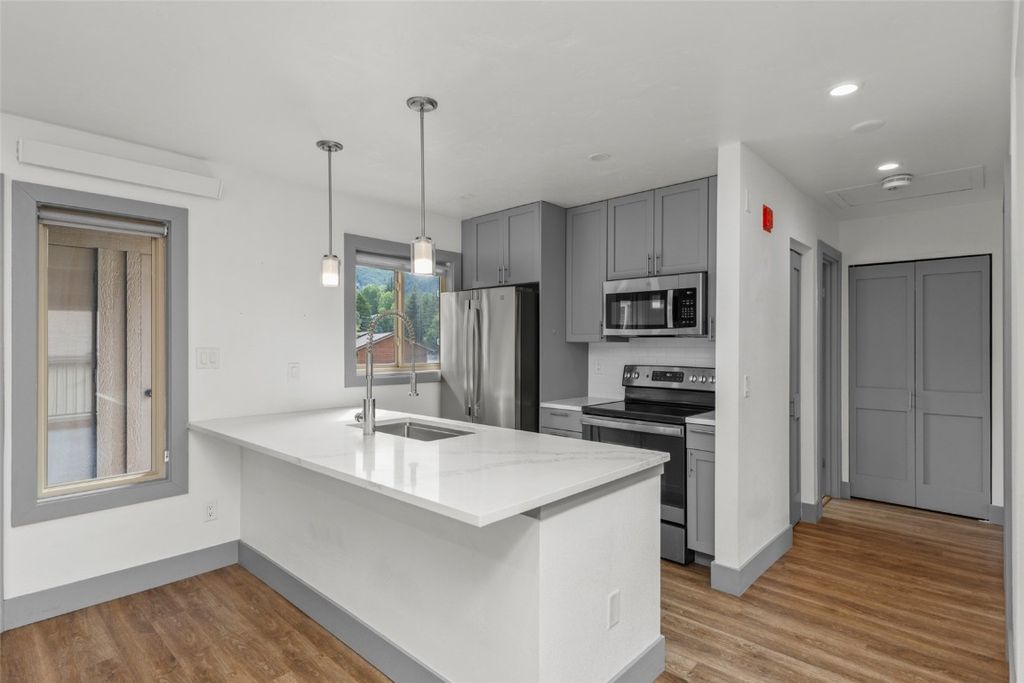 Photo of 1625 Shadow Run Frontage #301, Steamboat Springs, CO 80487 (MLS # S1061746)