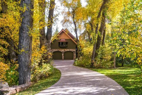 Photo of 665 Meadowbrook Circle, Steamboat Springs, CO 80487 (MLS # S1064241)