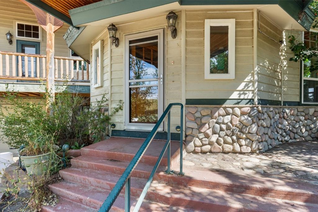 Photo of 31030 Willow Lane, Steamboat Springs, CO 80487 (MLS # S1061929)