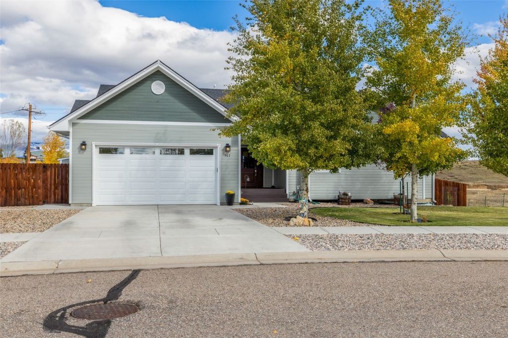 Photo of 307 Little Bend Circle, Hayden, CO 81639 (MLS # S1063786)