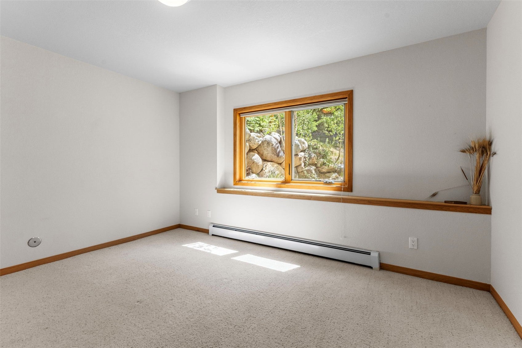 453 Ensign Dr, Dillon, CO, 80435, USA, 6 Bedrooms Bedrooms, ,4 BathroomsBathrooms,Residential,Active,453 Ensign Dr,S1069724