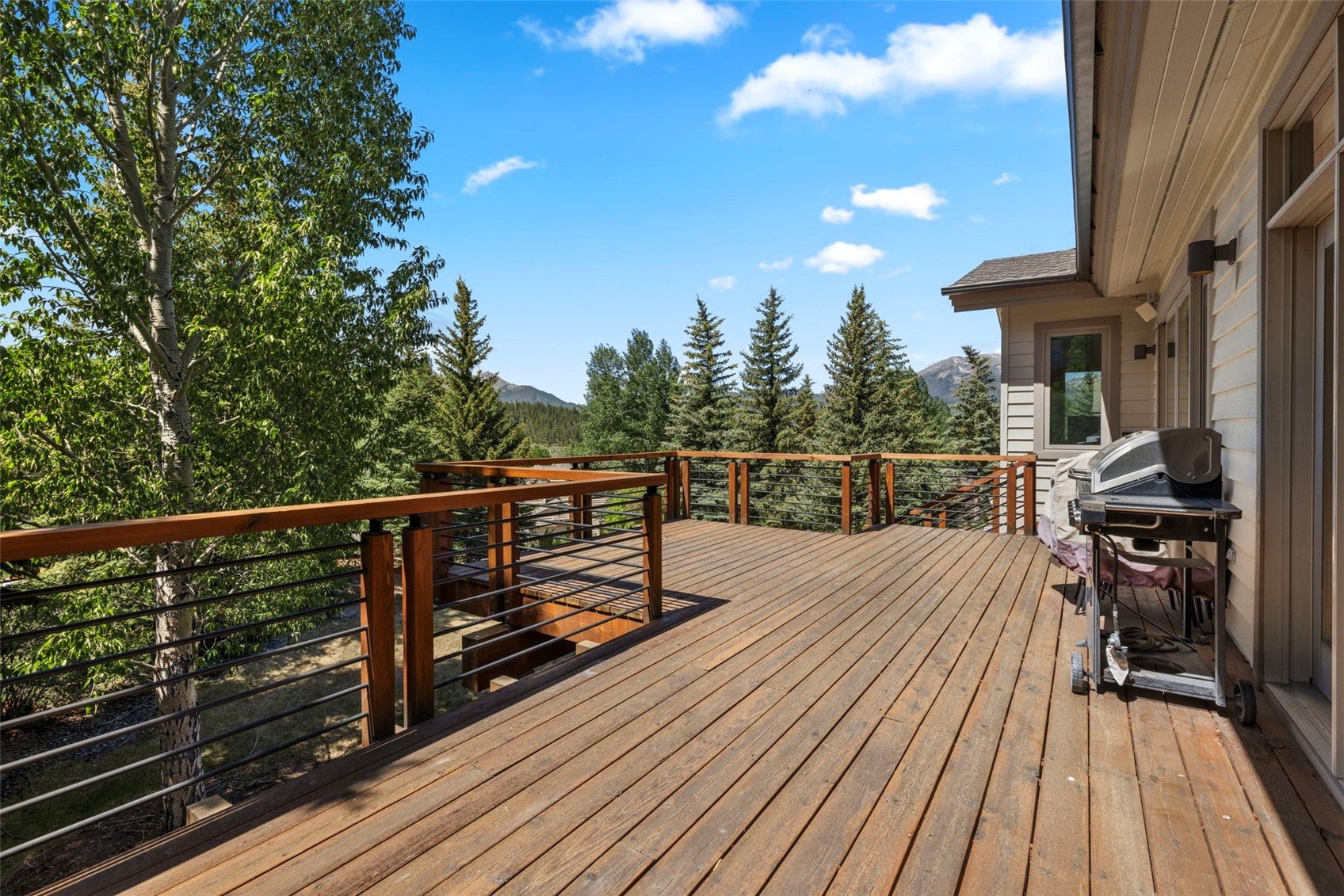 453 Ensign Dr, Dillon, CO, 80435, USA, 6 Bedrooms Bedrooms, ,4 BathroomsBathrooms,Residential,Active,453 Ensign Dr,S1069724