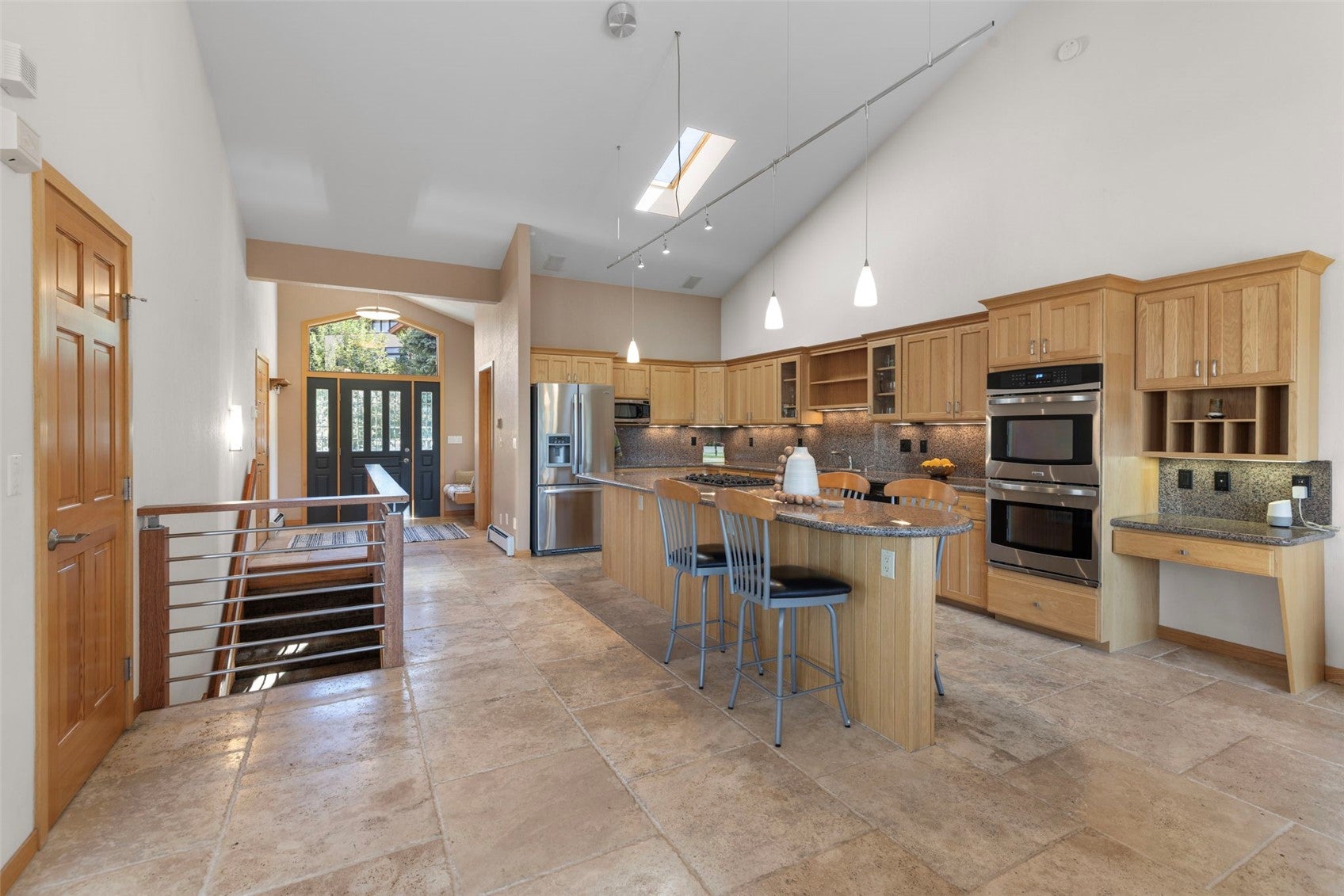 453 Ensign Dr, Dillon, CO, 80435, USA, 6 Bedrooms Bedrooms, ,4 BathroomsBathrooms,Residential,Active,453 Ensign Dr,S1069724