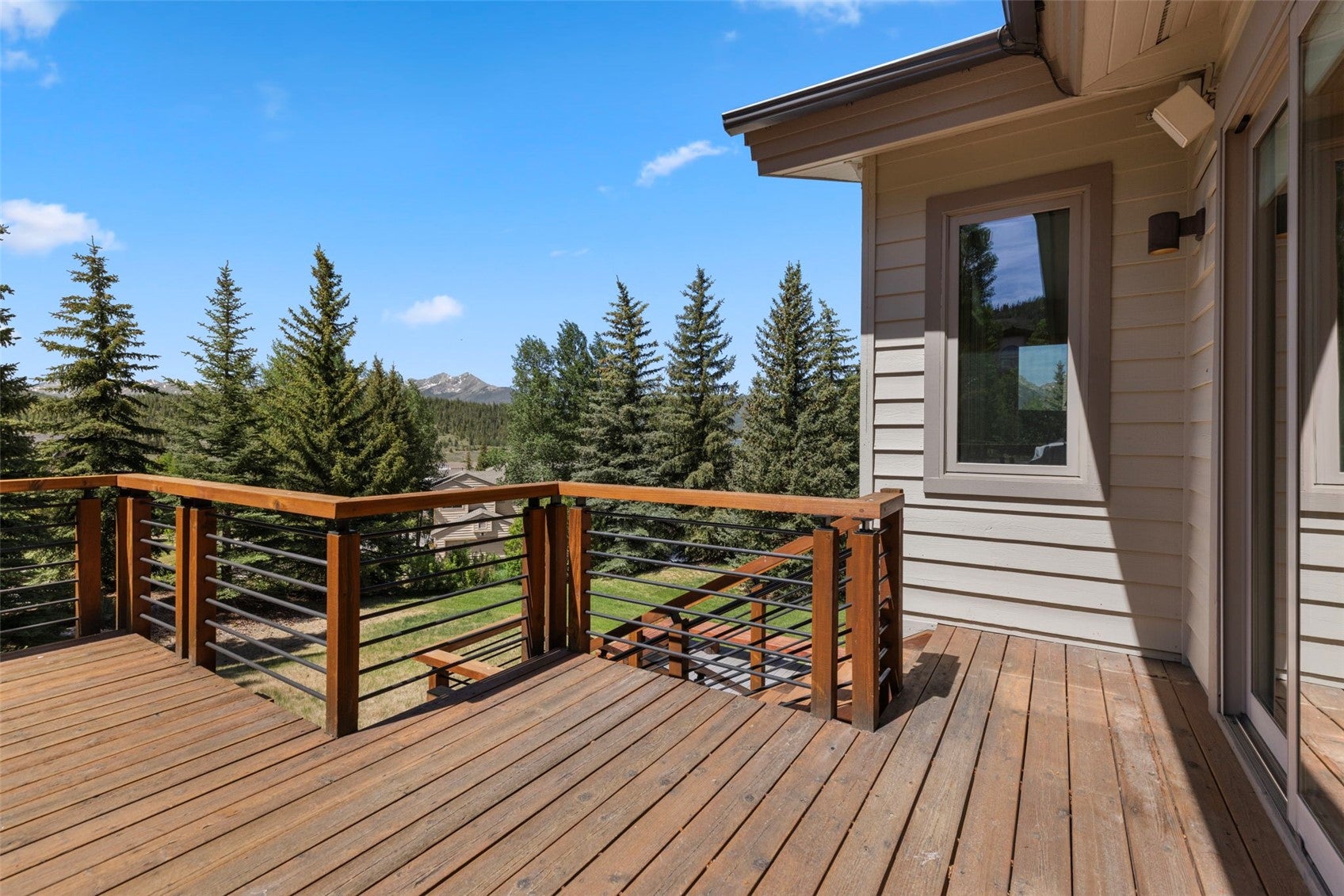 453 Ensign Dr, Dillon, CO, 80435, USA, 6 Bedrooms Bedrooms, ,4 BathroomsBathrooms,Residential,Active,453 Ensign Dr,S1069724