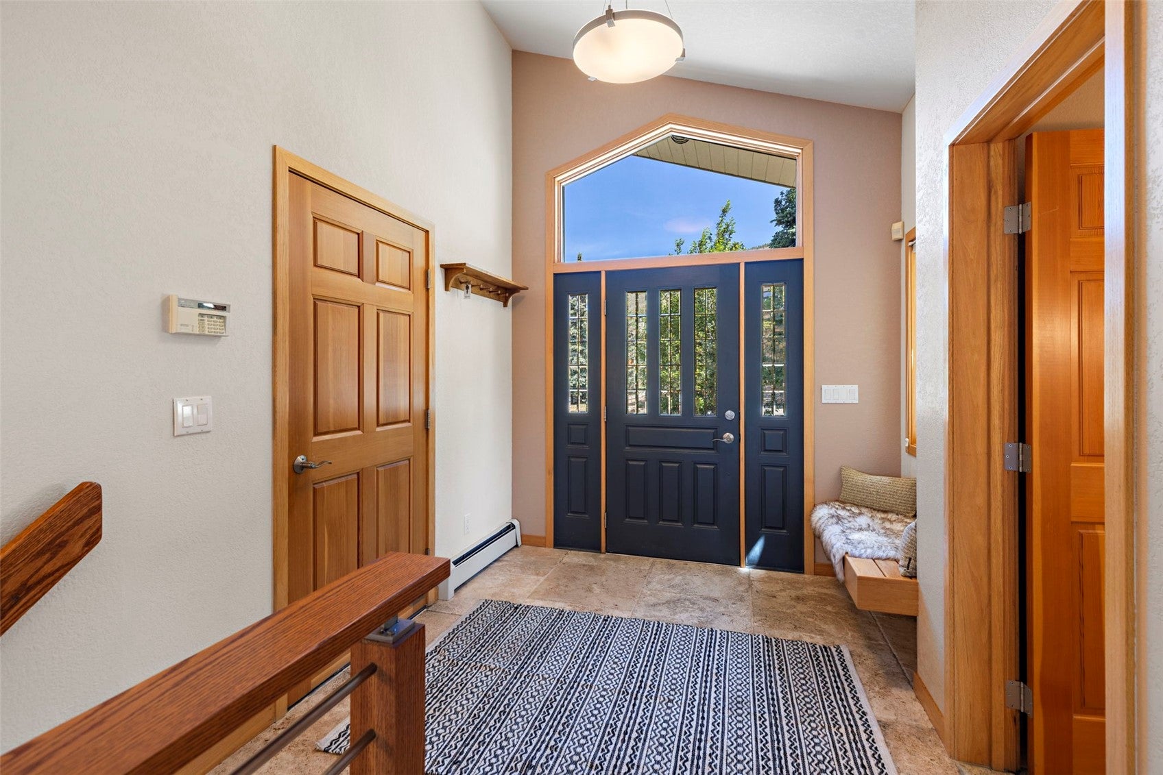 453 Ensign Dr, Dillon, CO, 80435, USA, 6 Bedrooms Bedrooms, ,4 BathroomsBathrooms,Residential,Active,453 Ensign Dr,S1069724