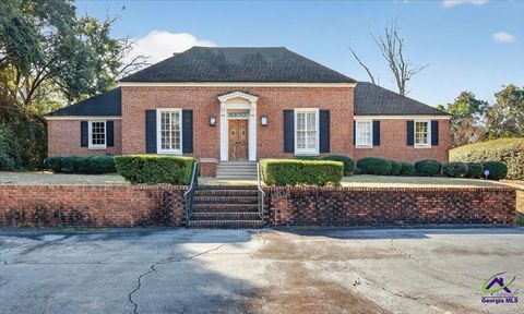 1802 Pine Forest Dublin GA 31021