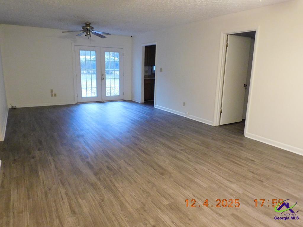 1003 Greenwood Drive