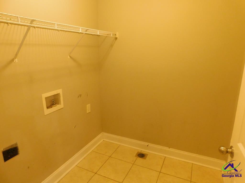 408 Club Villa Court Apt 3