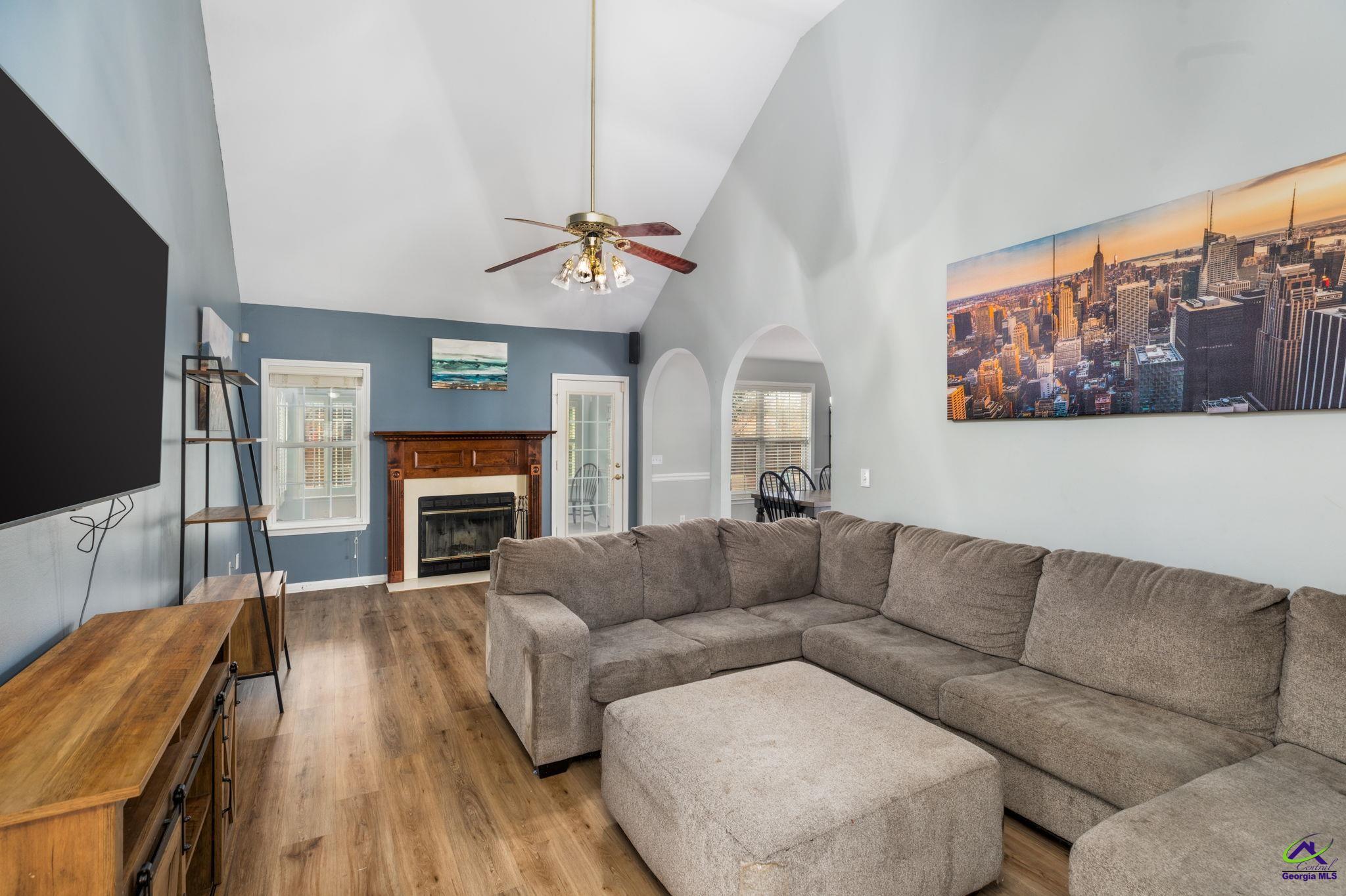 113 Hummingbird Lane