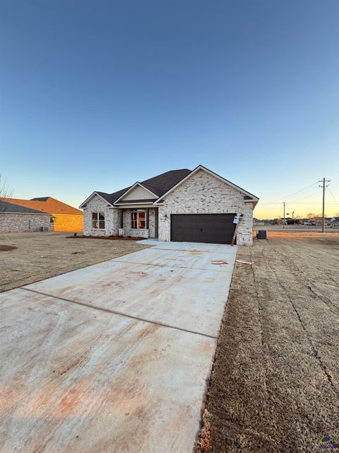 202 Farmland Circle Perry GA 31069