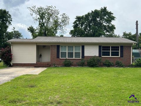 1704 Woodrow Avenue Dublin GA 31021