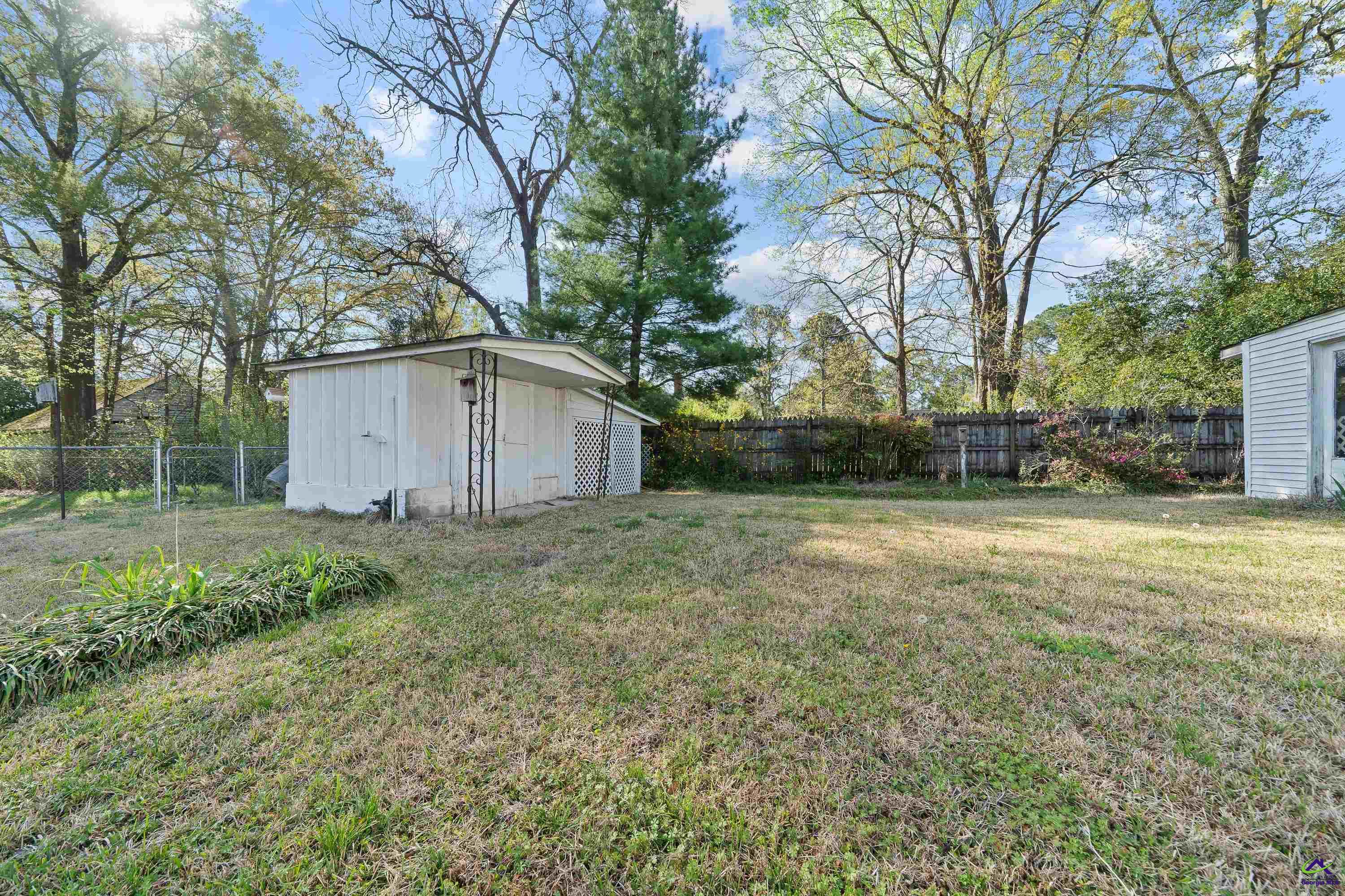 313 W Church Street