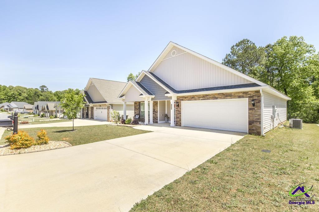 183 Hawks Ridge Trace