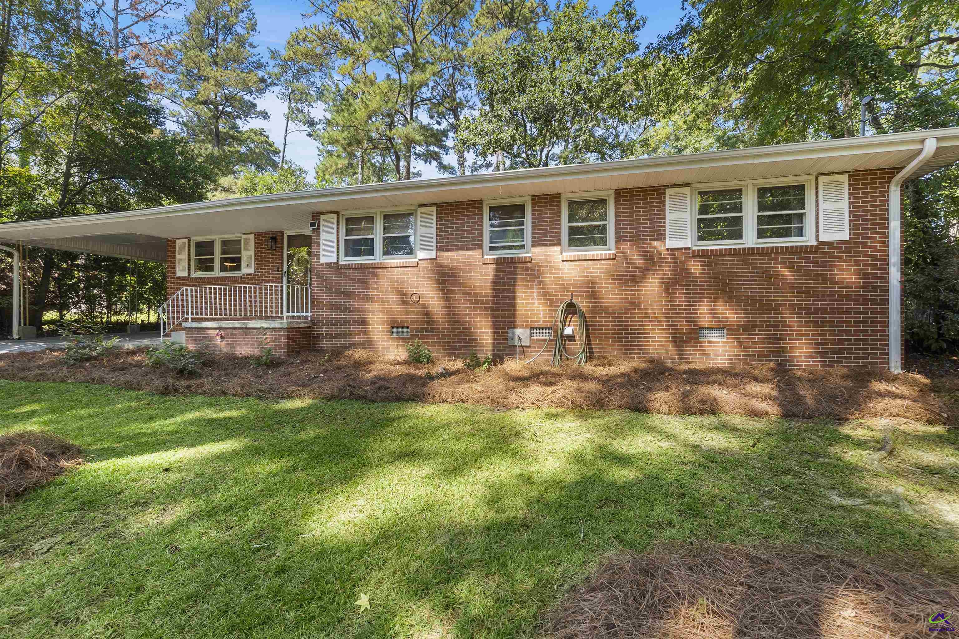 213 Ashby Way