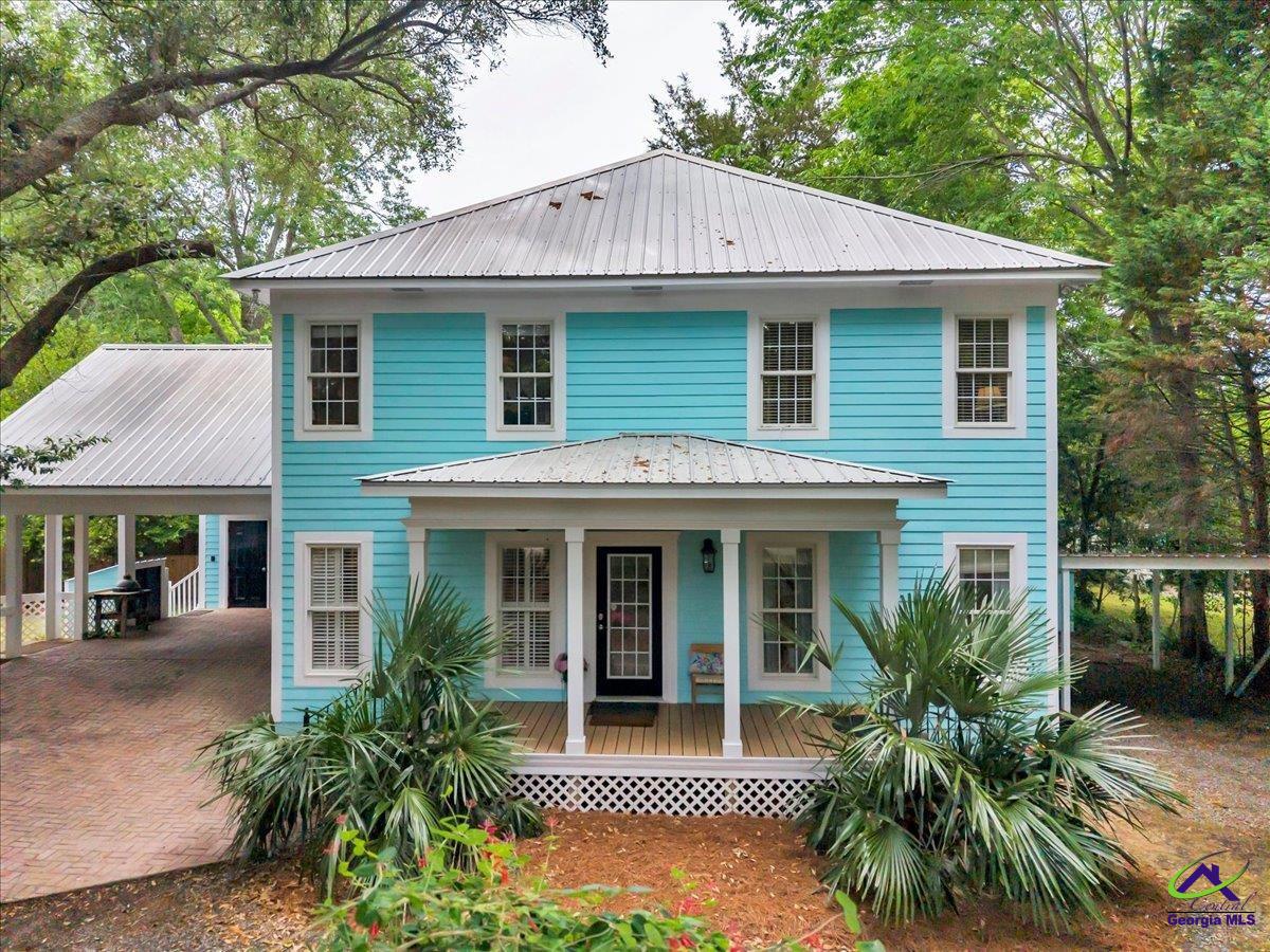 108 Howard Street