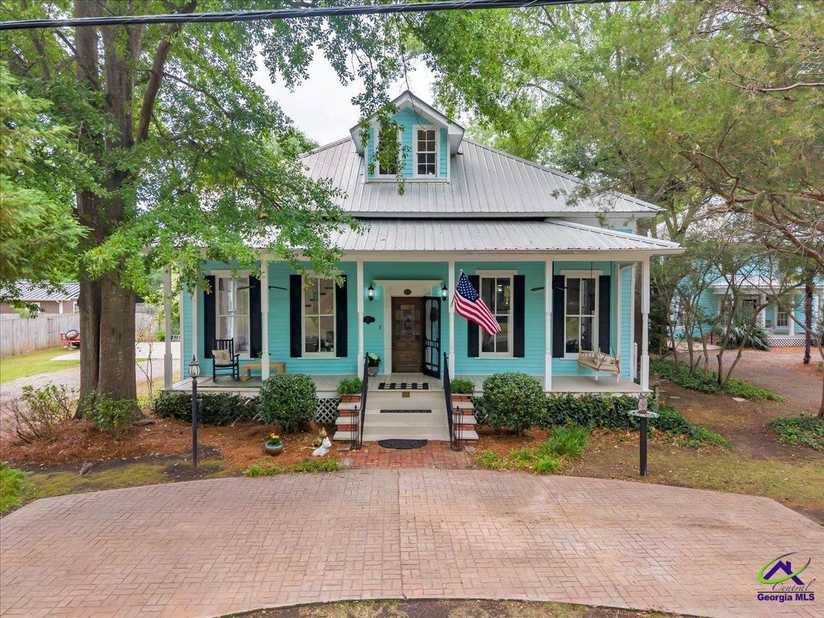 108 Howard Street
