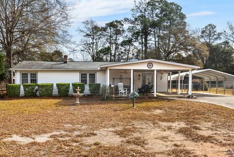 614 Hillcrest Avenue Perry GA 31069