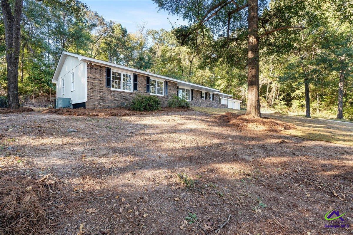 126 Waterfront Way