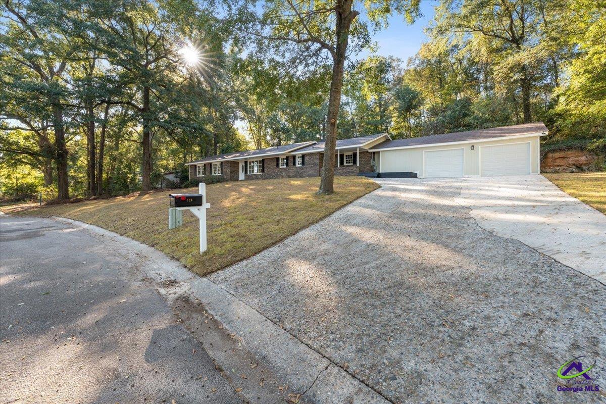 126 Waterfront Way