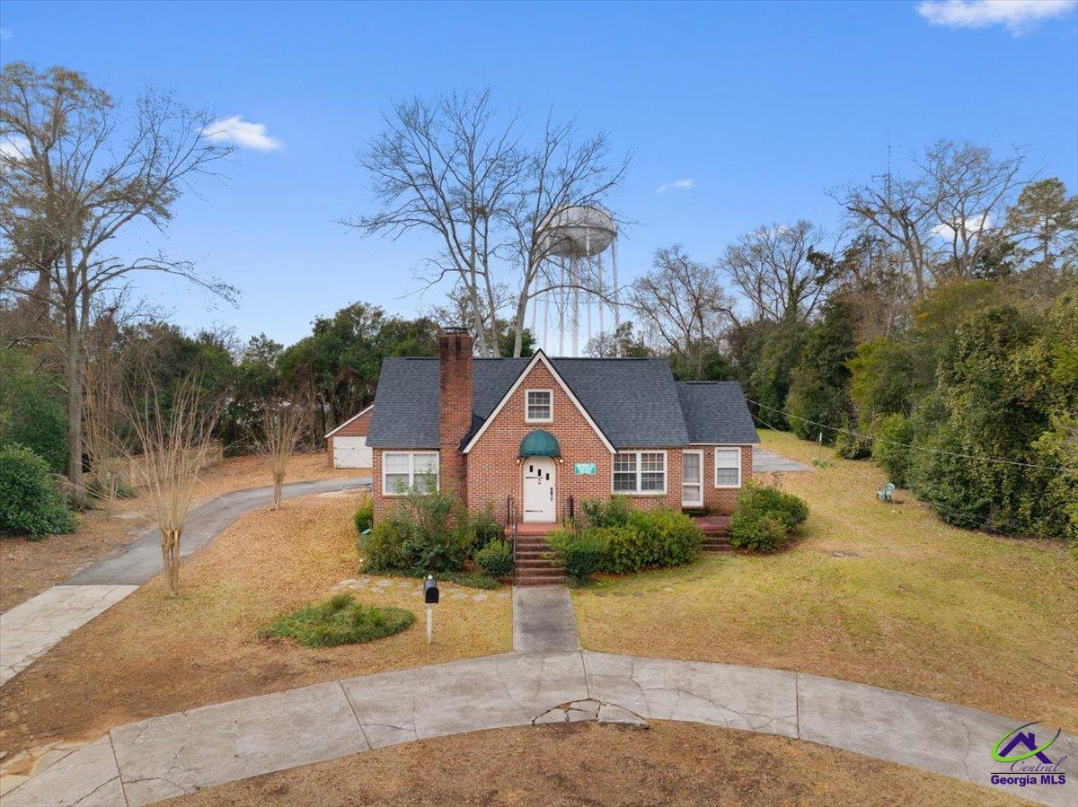 320 Forest Hill Road