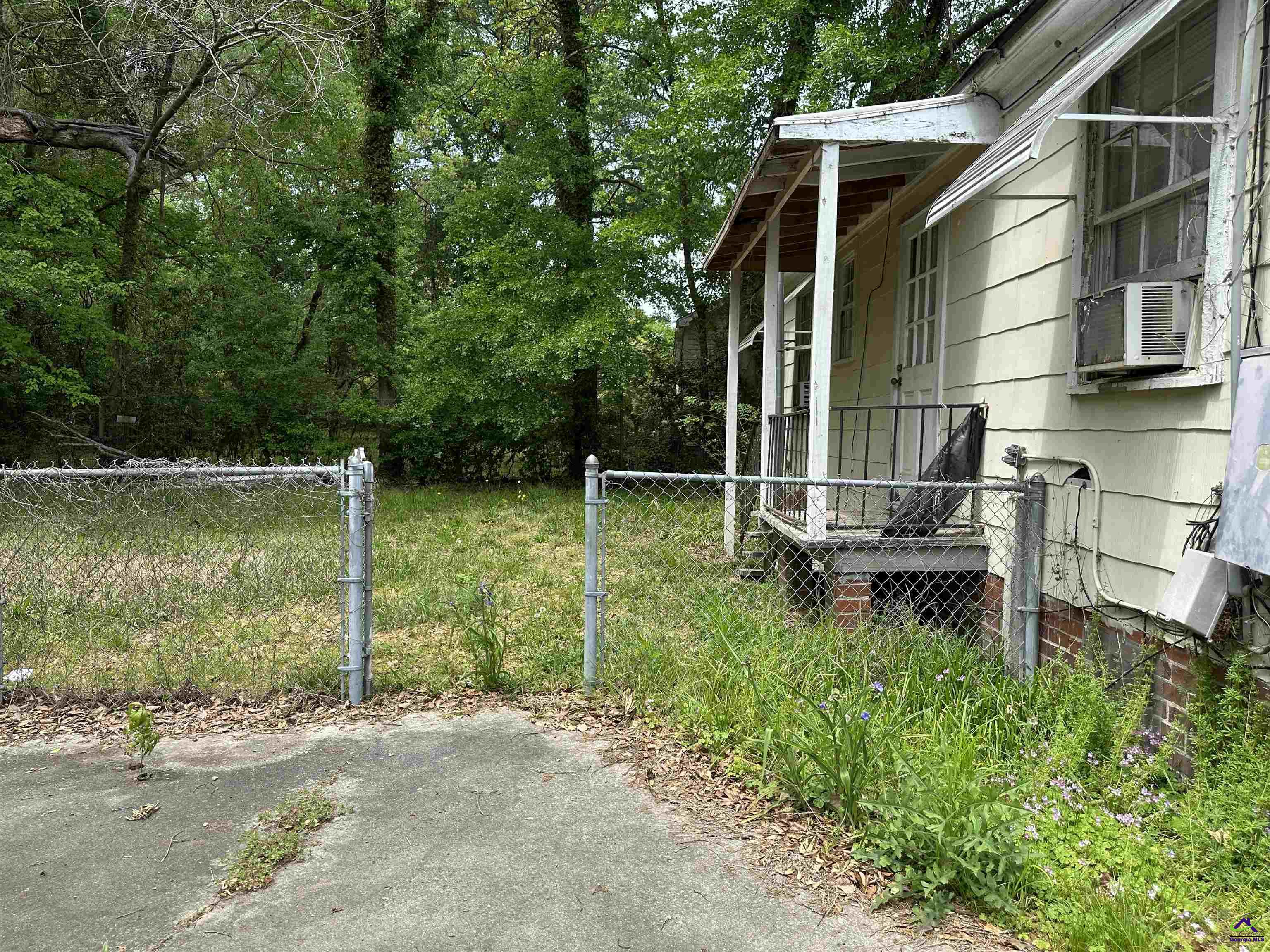3250 Mary Drive