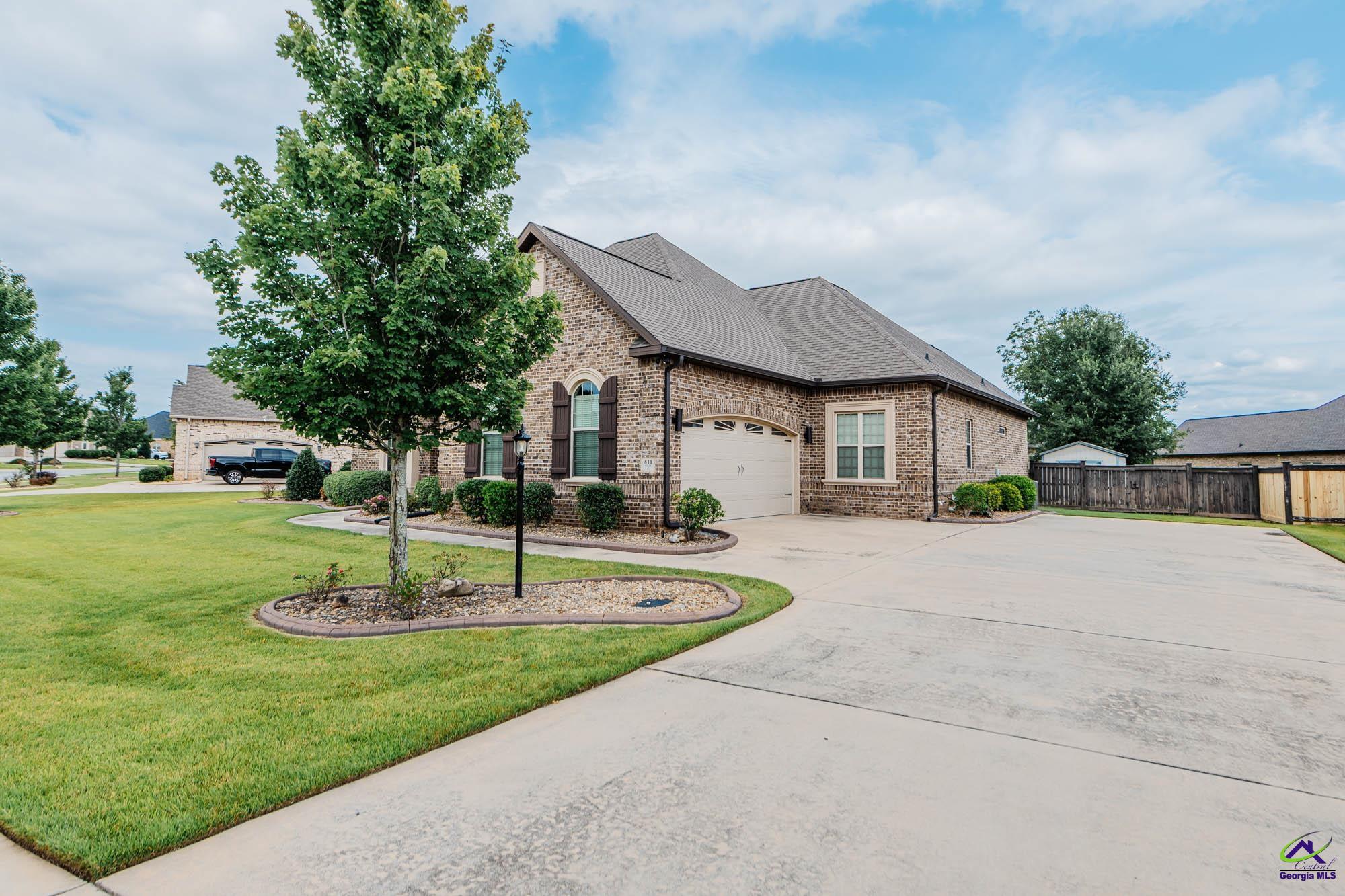 811 Kyler Lane