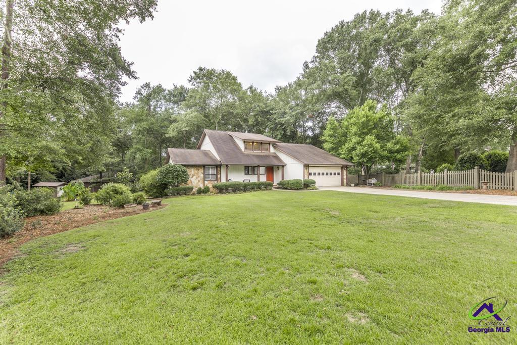 102 Sweetwater Ct