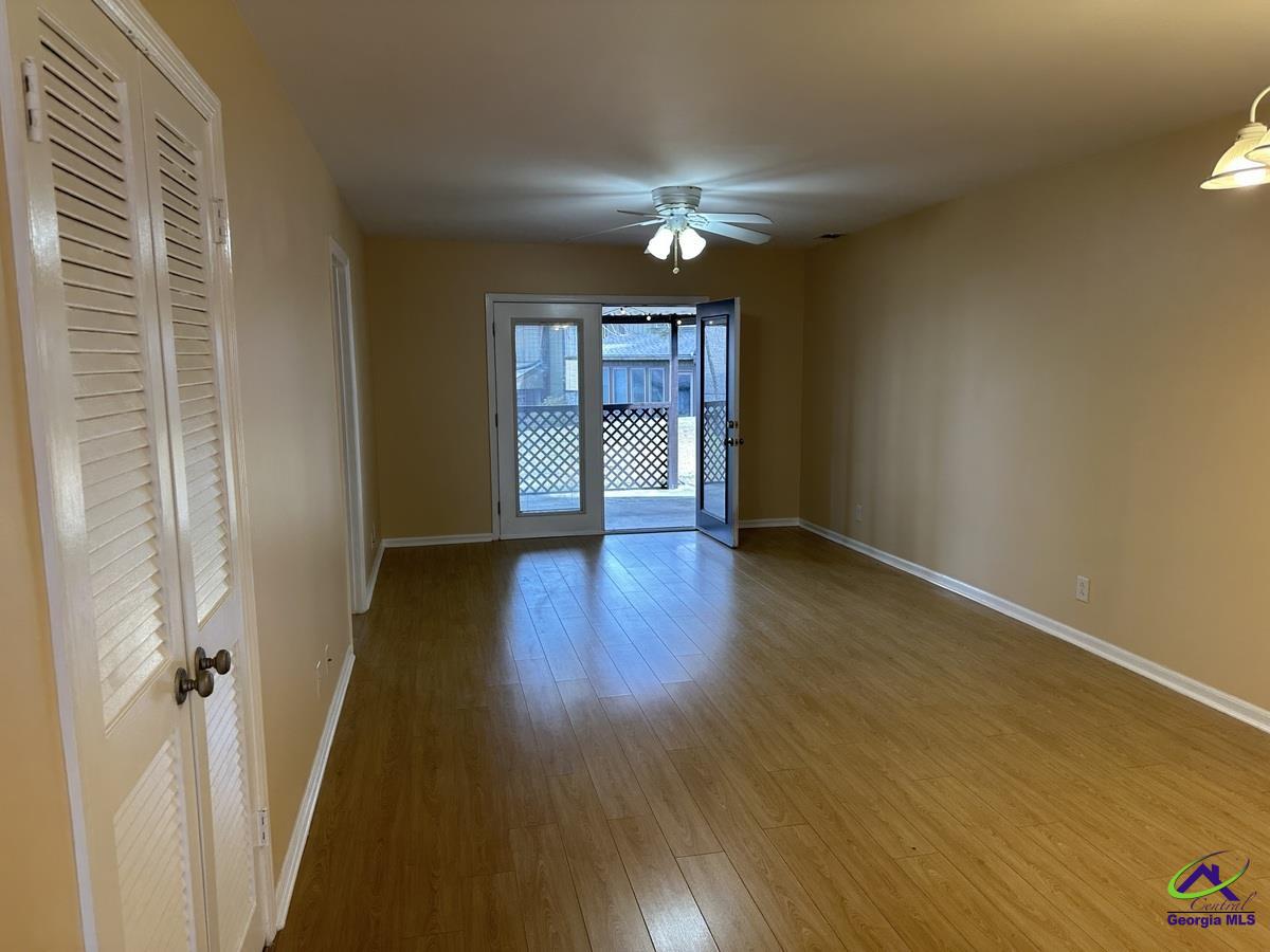 654 Willow Creek Drive