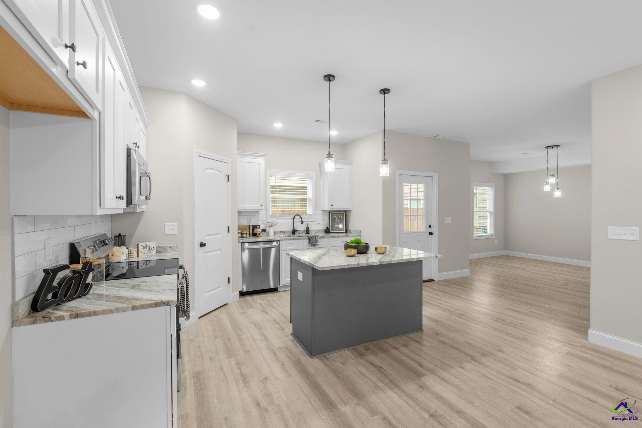 302 Beau Claire Circle