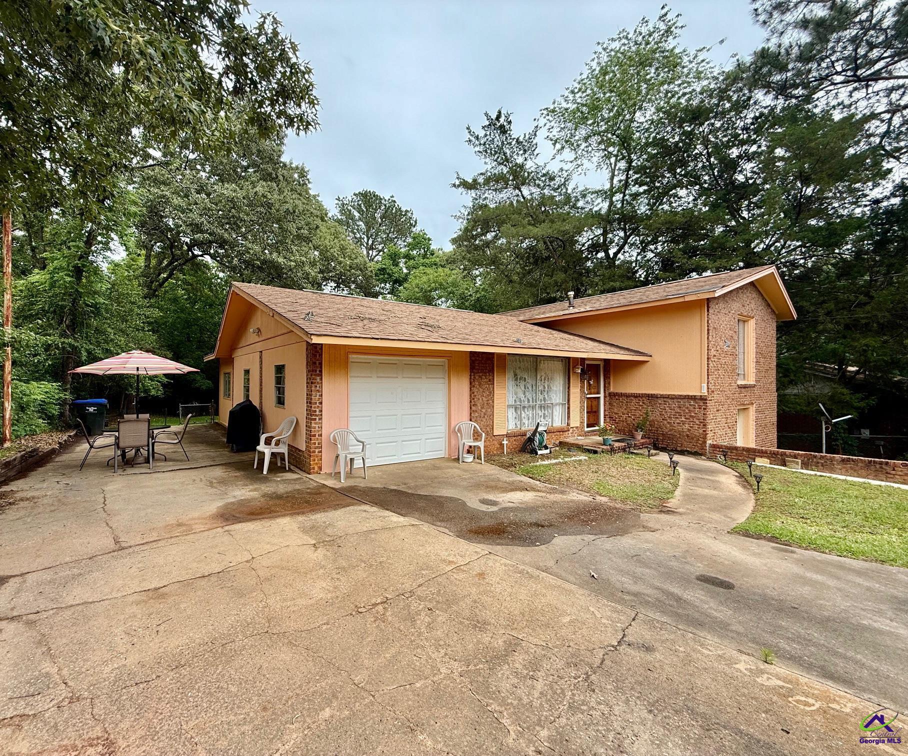 104 Ridgedale Drive