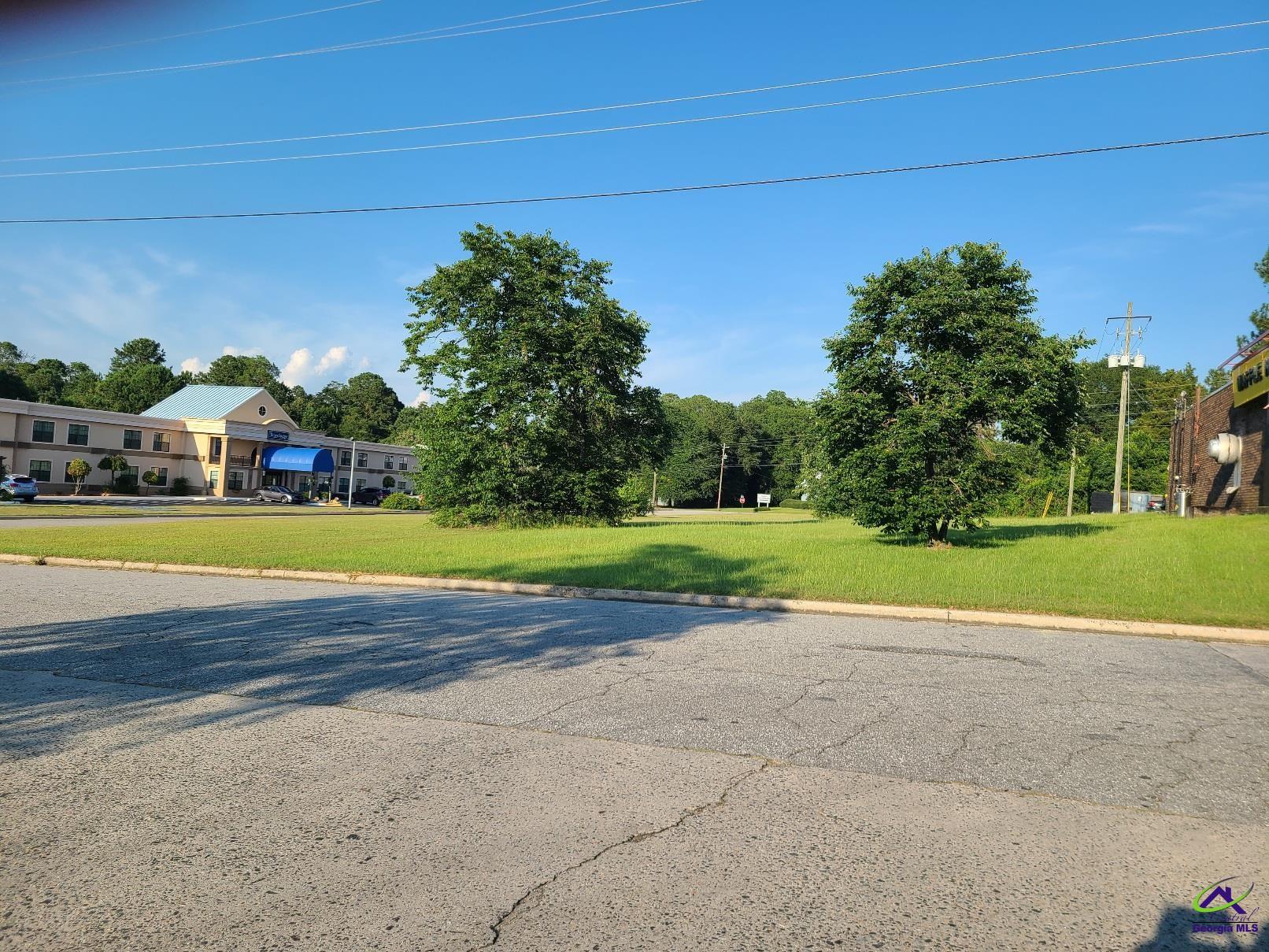 101 Westview LN