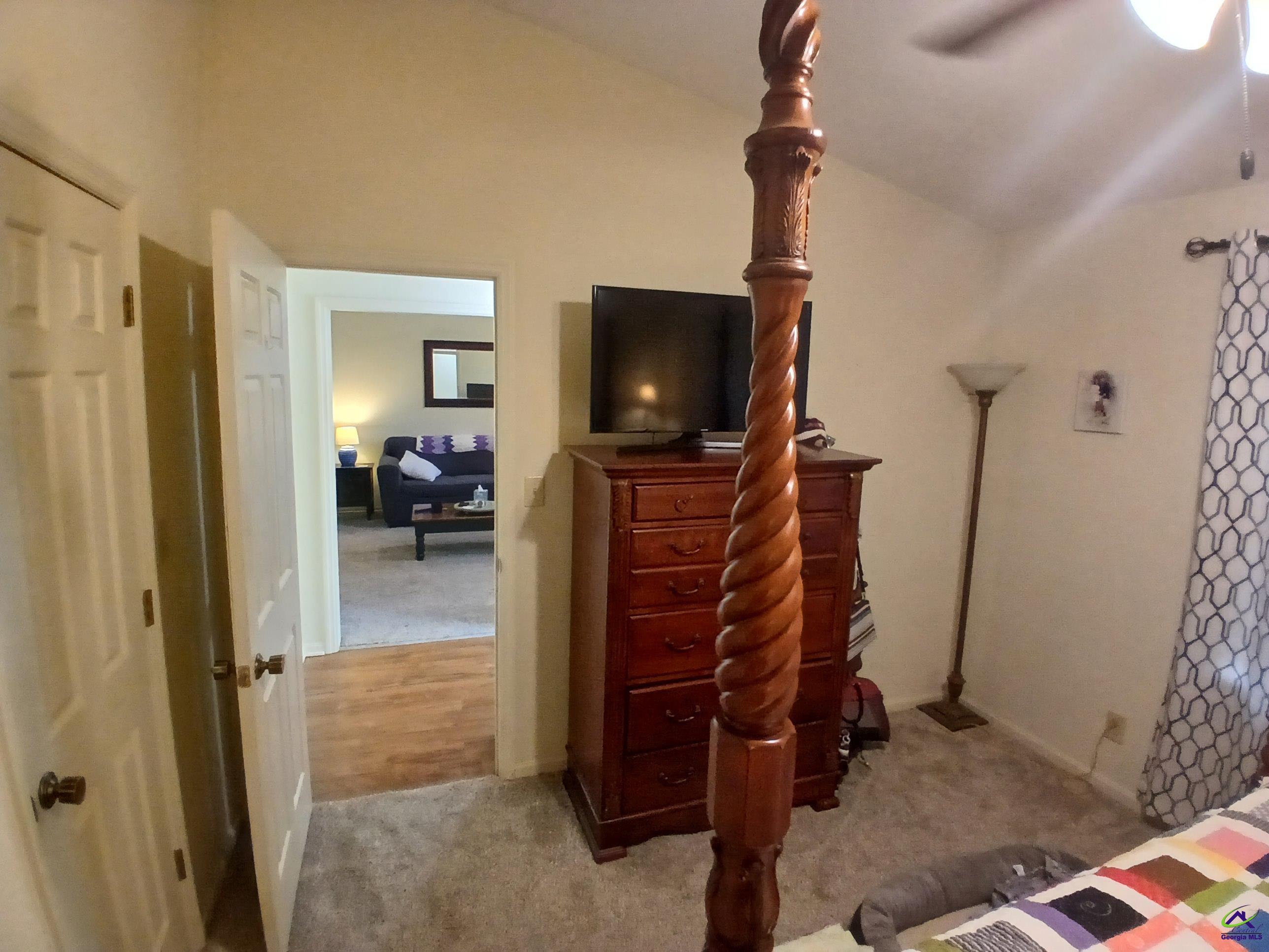 1137 N Plantation Parkway