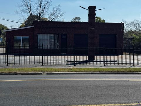 3106 Hillcrest Avenue Macon GA 31204