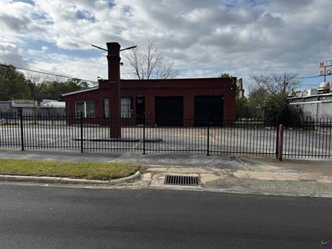 3106 Hillcrest Avenue Macon GA 31204