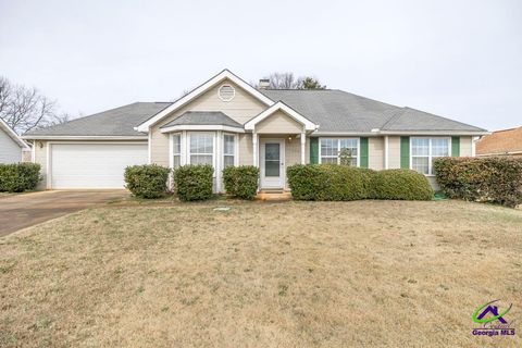 1560 Sweetwater Drive Warner Robins GA 31088