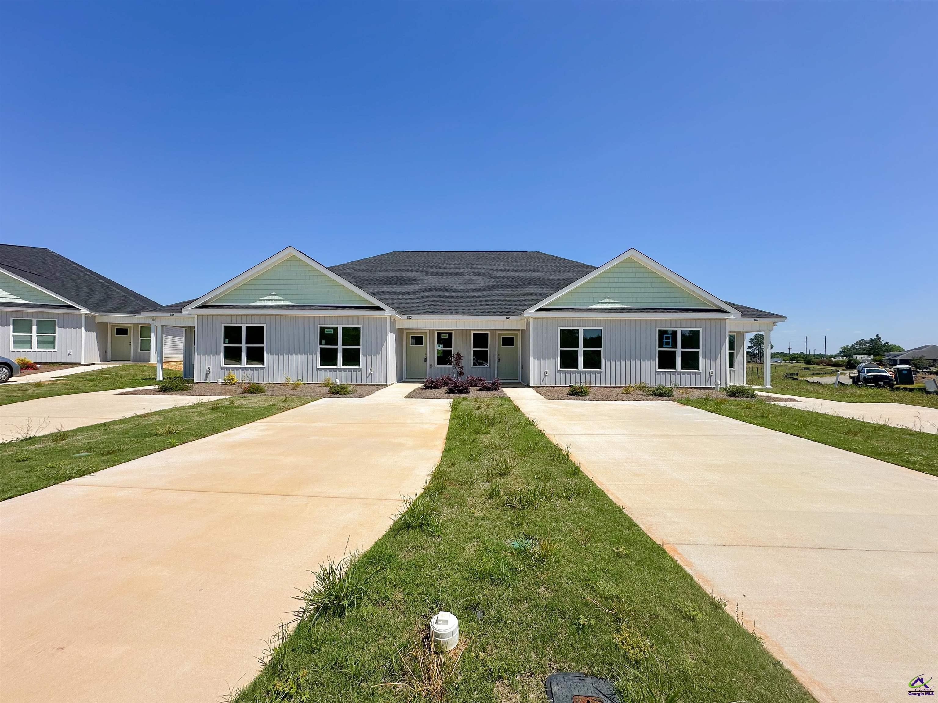 803 Castle Court