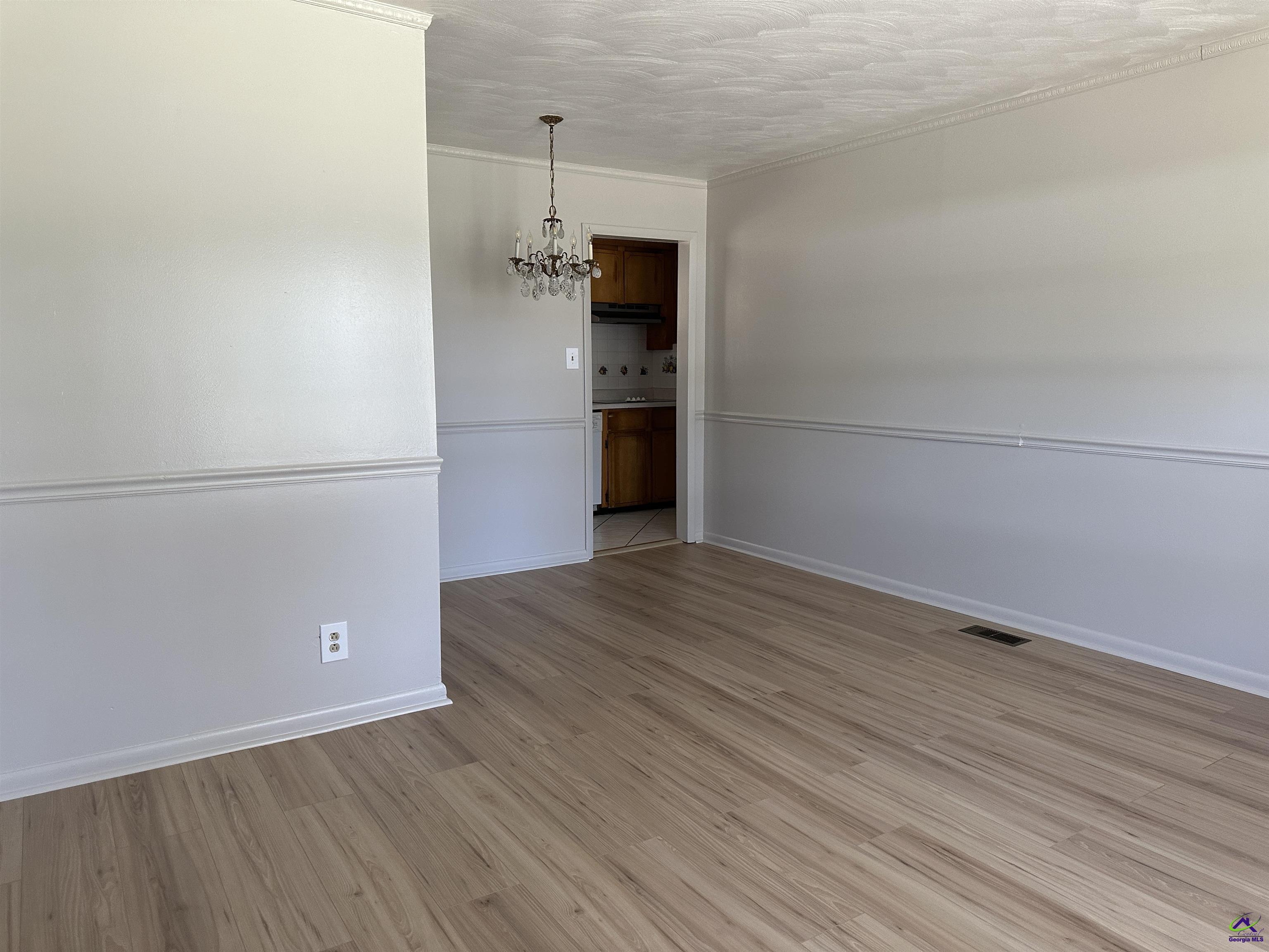 1218 Creekwood Drive