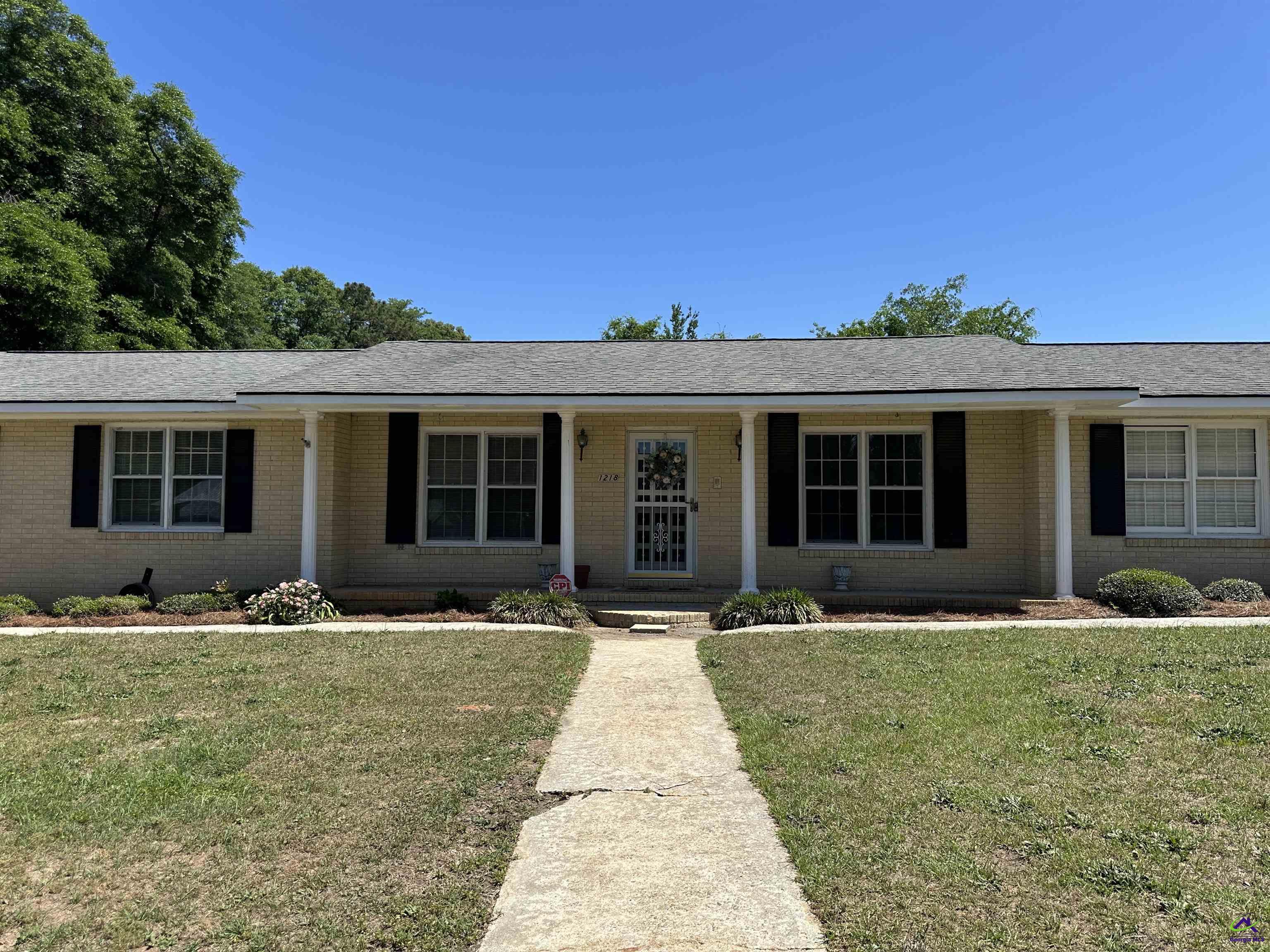 1218 Creekwood Drive