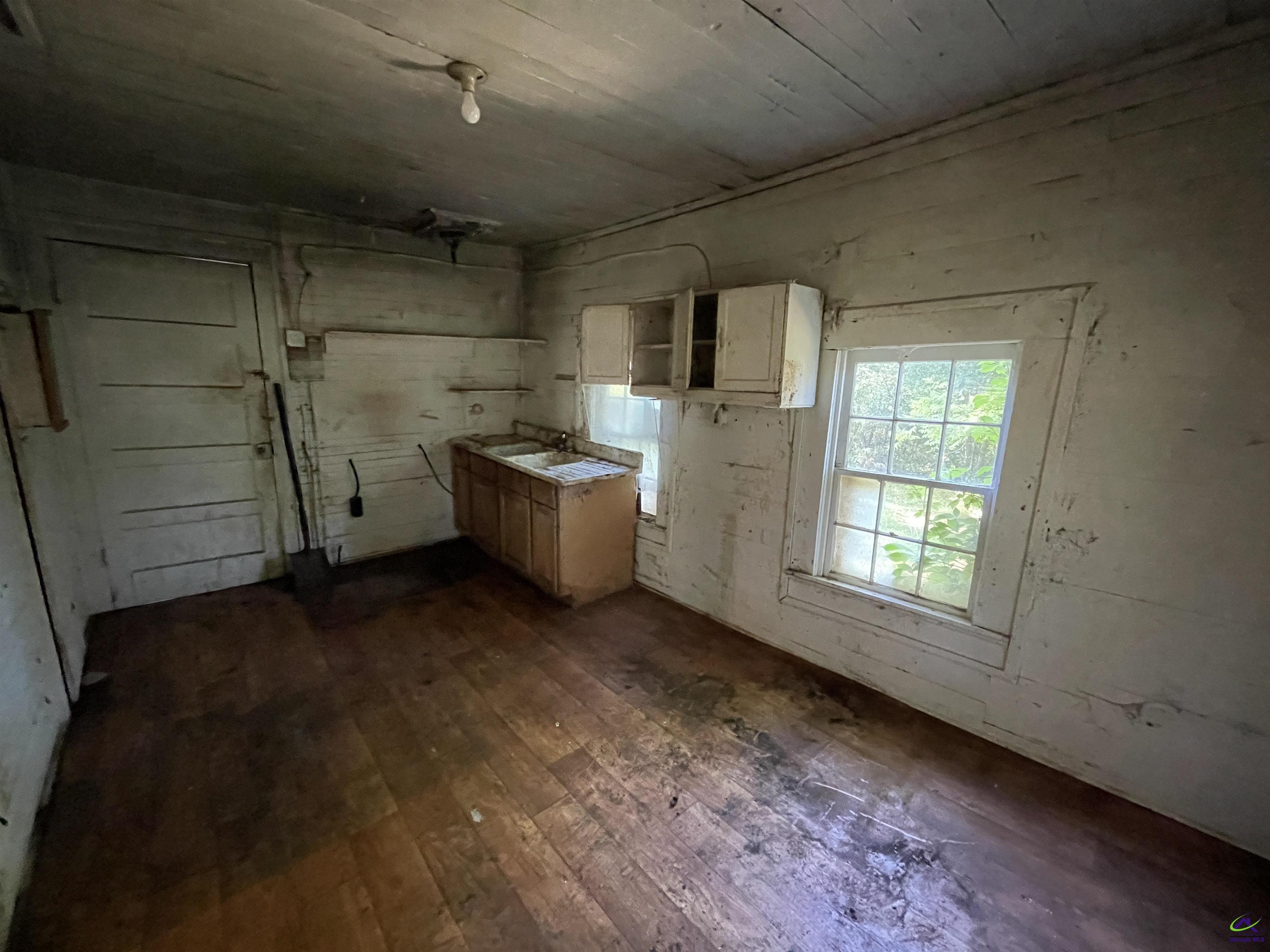 129 N Seventh Street