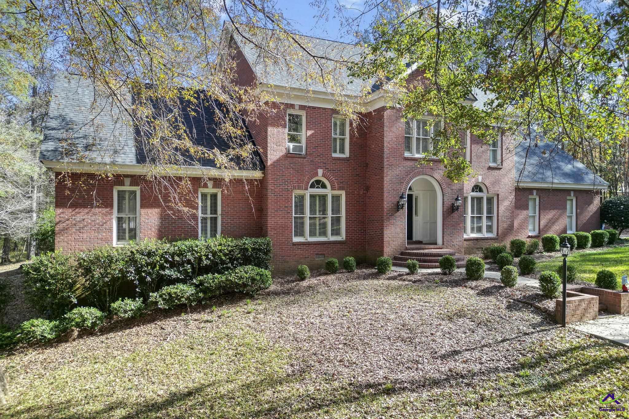 1231 Woodcrest Drive