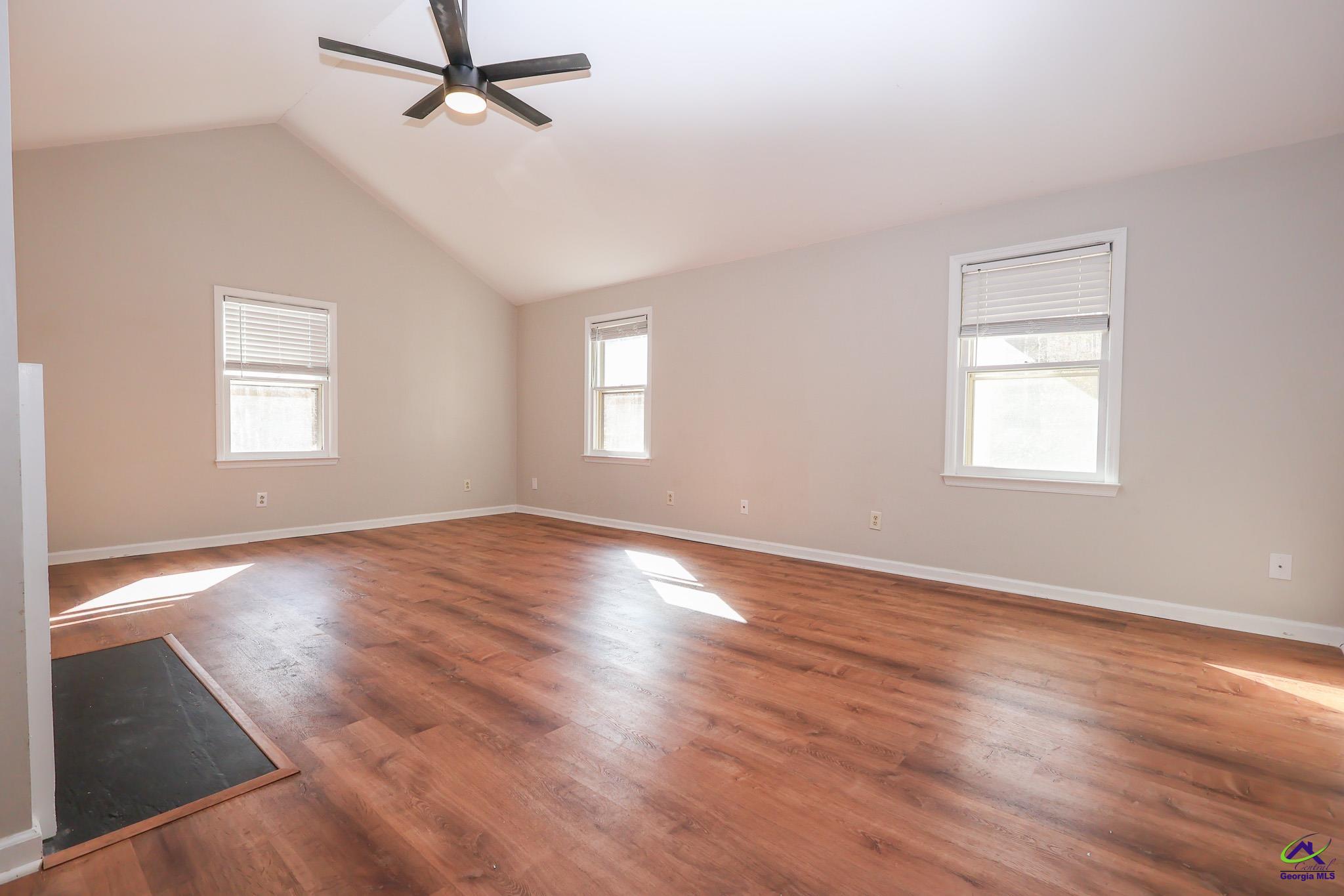 120 Deer Ridge Trail