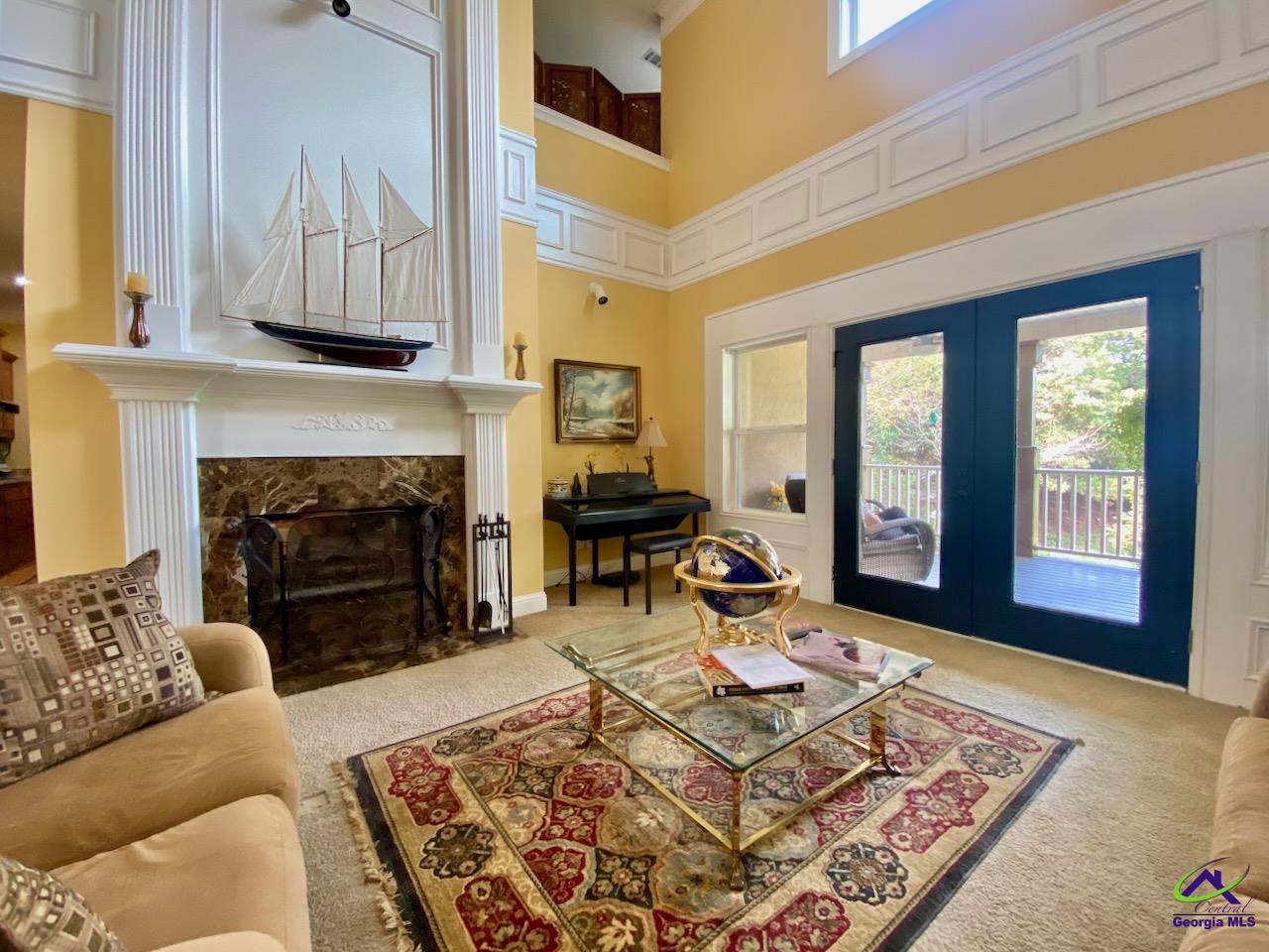 518 River Overlook