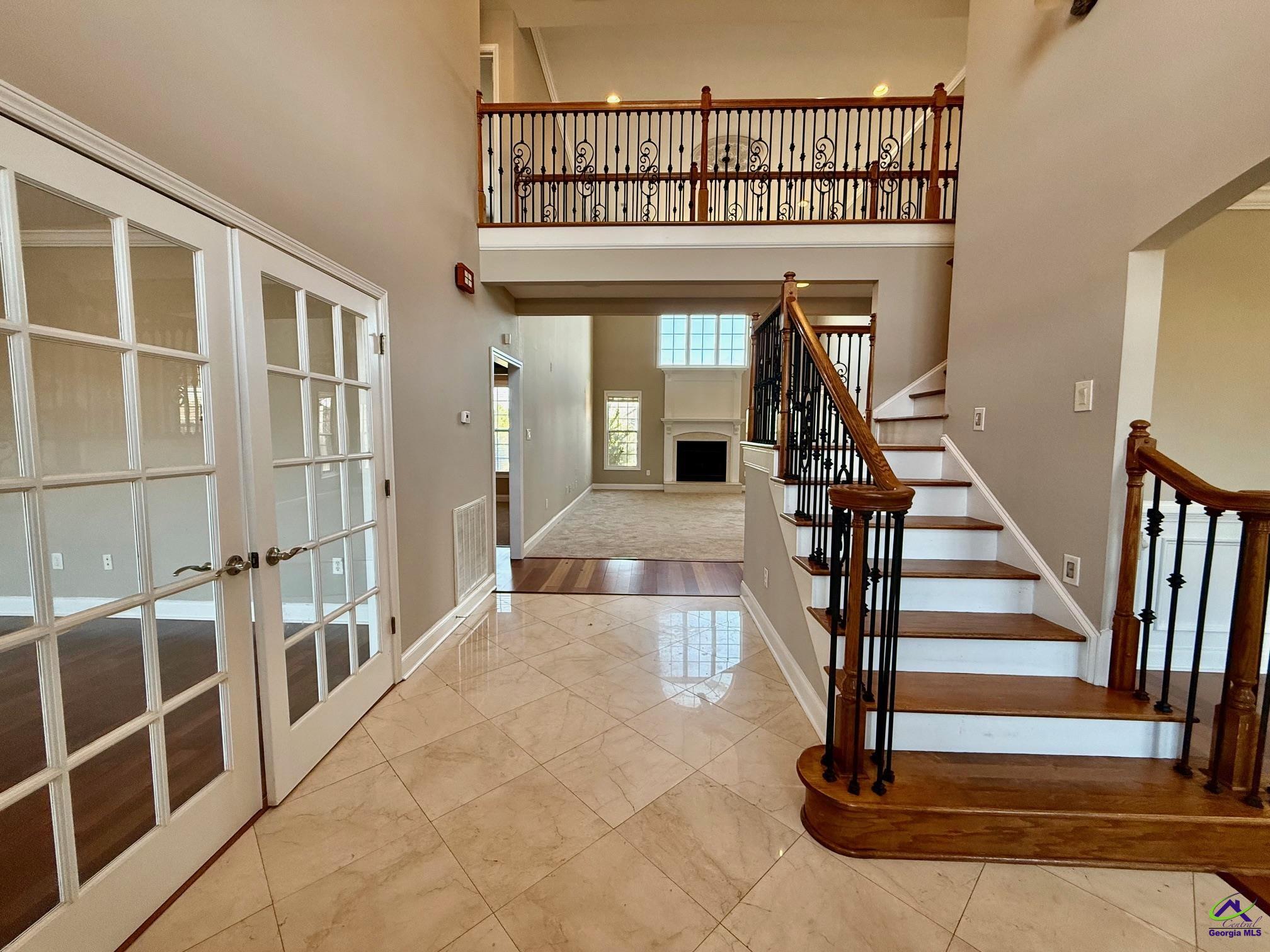 106 Bretwood Court