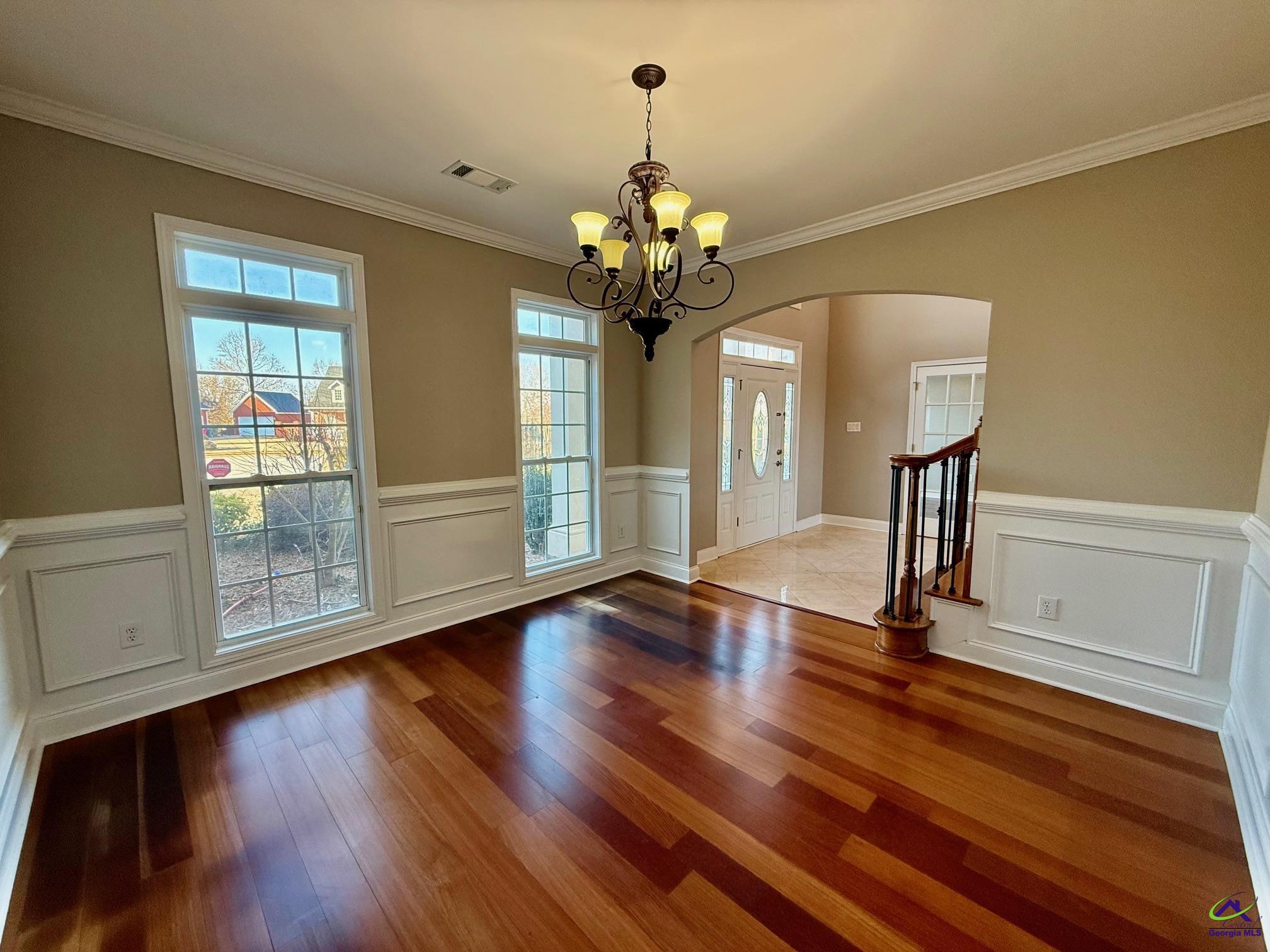 106 Bretwood Court