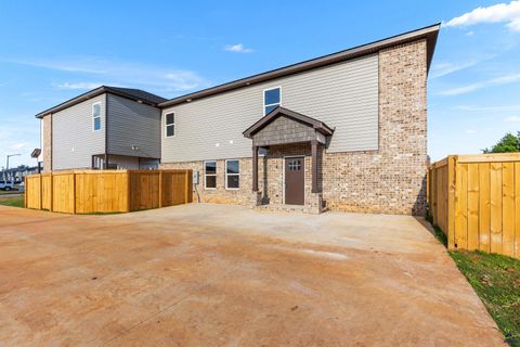 238 Beau Claire Circle Byron GA 31008