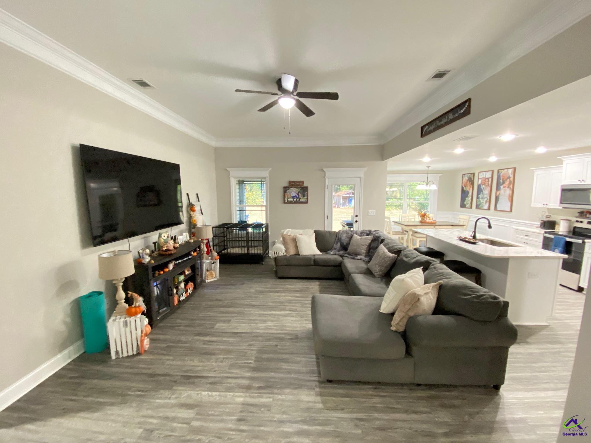 7 Cole Drive