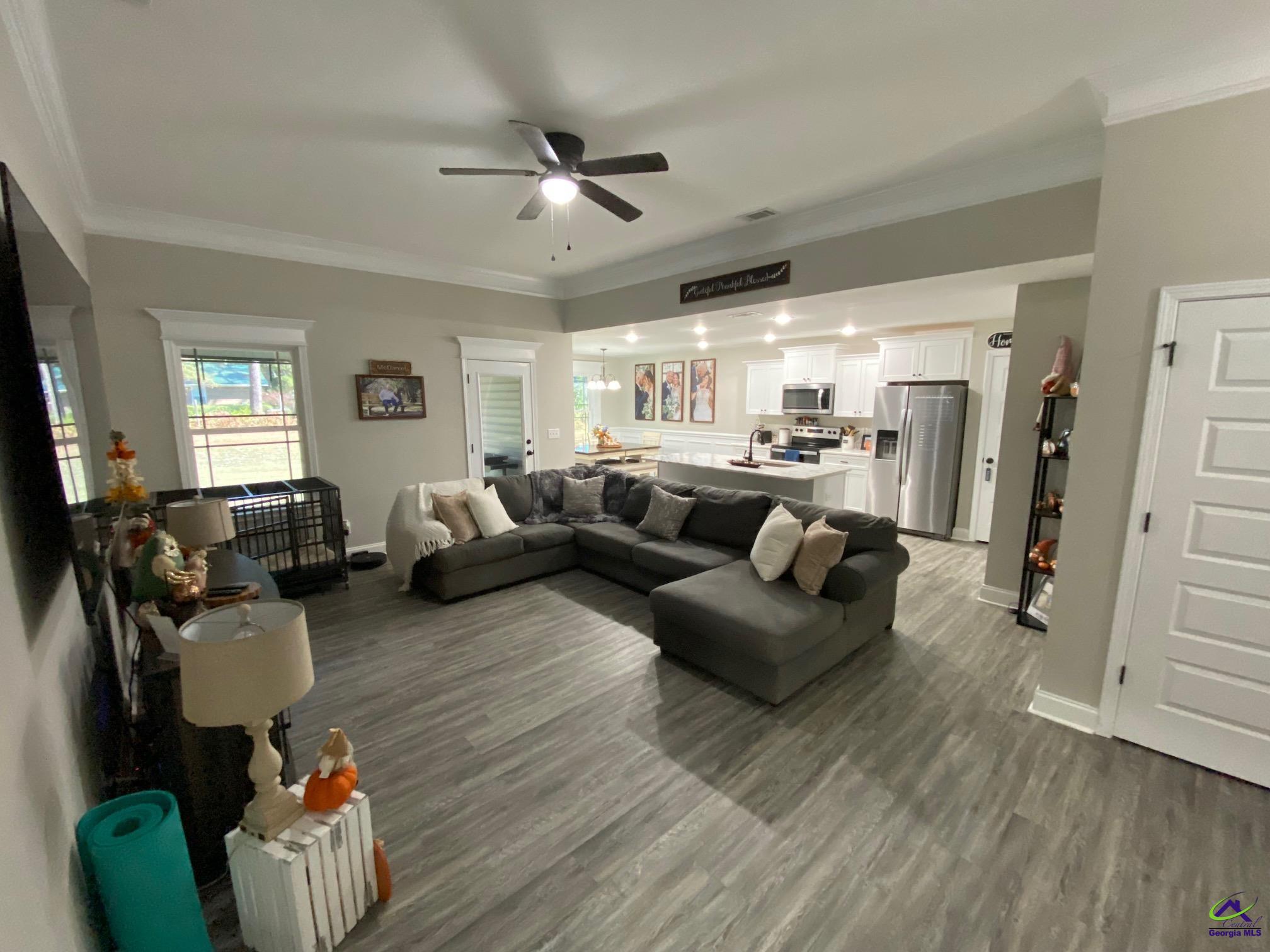 7 Cole Drive