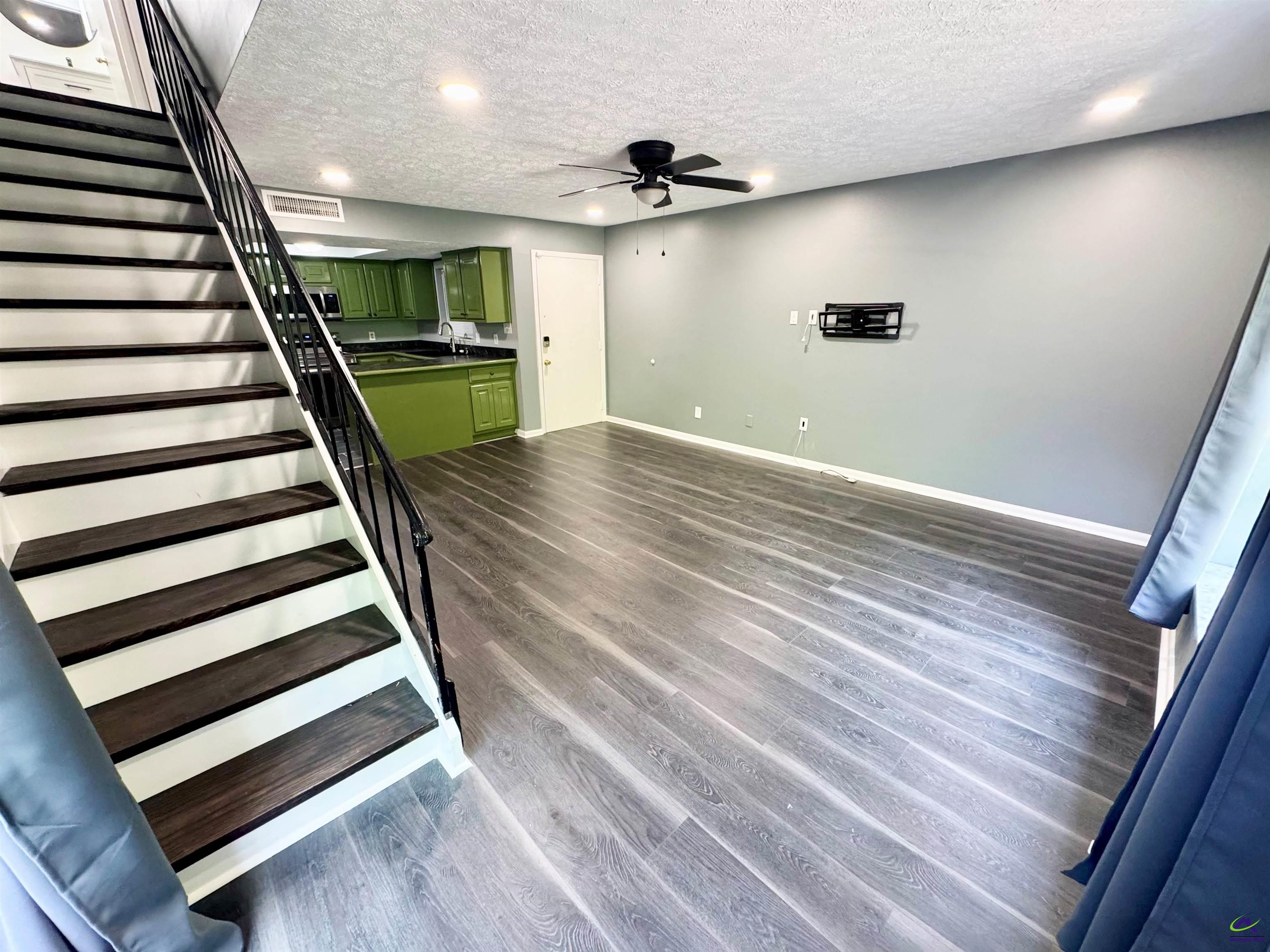 106D Westcliff Circle